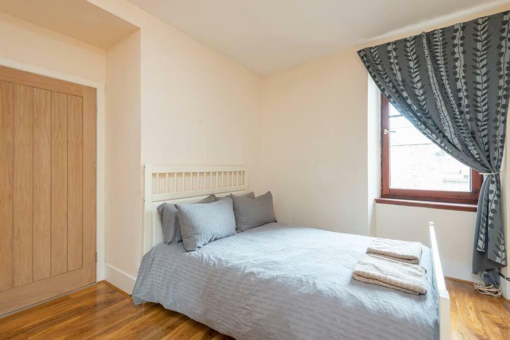 Ness Central Apartment - Greig Street 因弗内斯 外观 照片